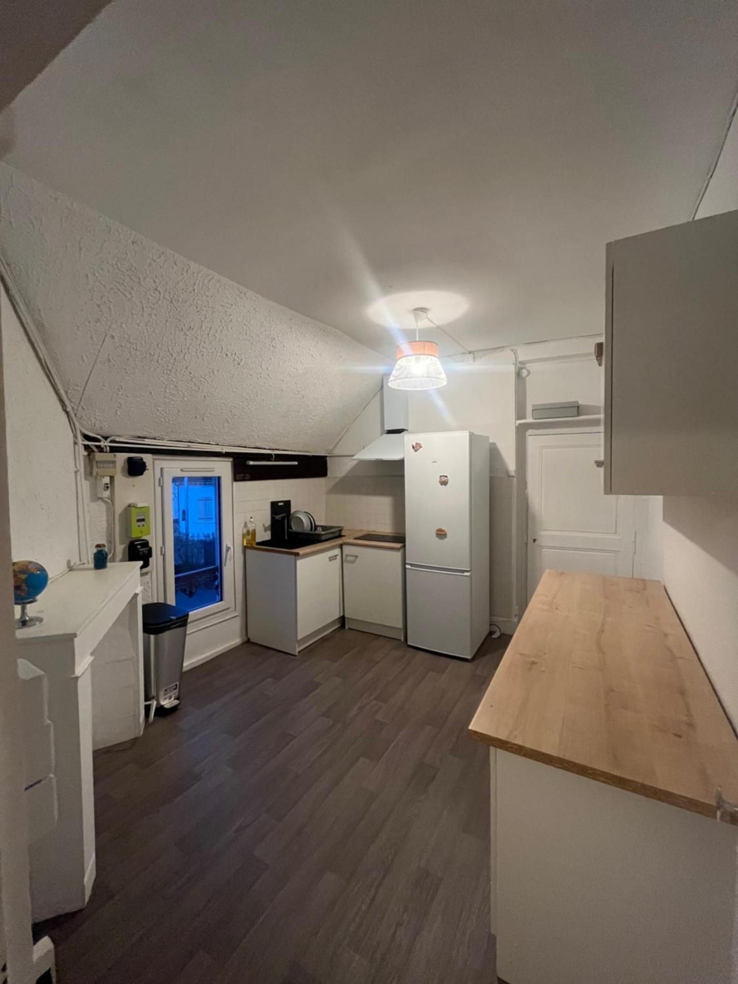 Appartement + Parking Prive Sainte-Savine Ngoại thất bức ảnh